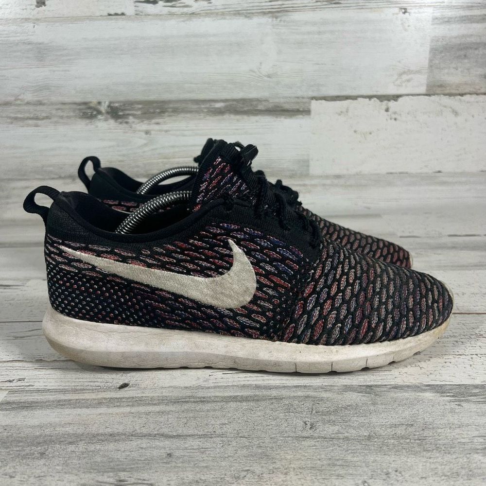 Nike Roshe NM Flyknit Men Low Top Mesh Laced Multicolor Size 10 US